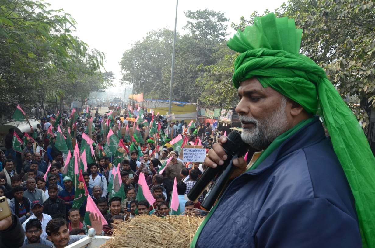 Criminals with leaders bihar alliance